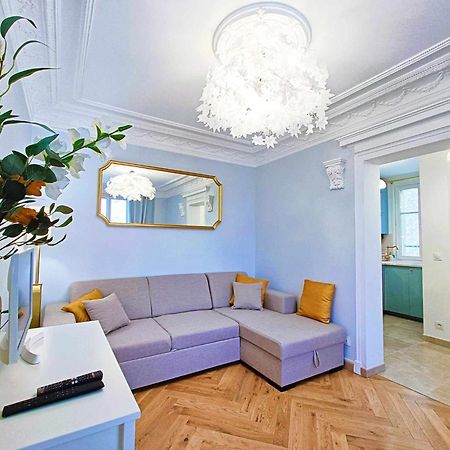 ベルサイユAu Petit Trianon Bleuアパートメント エクステリア 写真