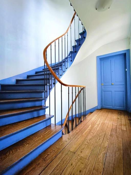 ベルサイユAu Petit Trianon Bleuアパートメント エクステリア 写真